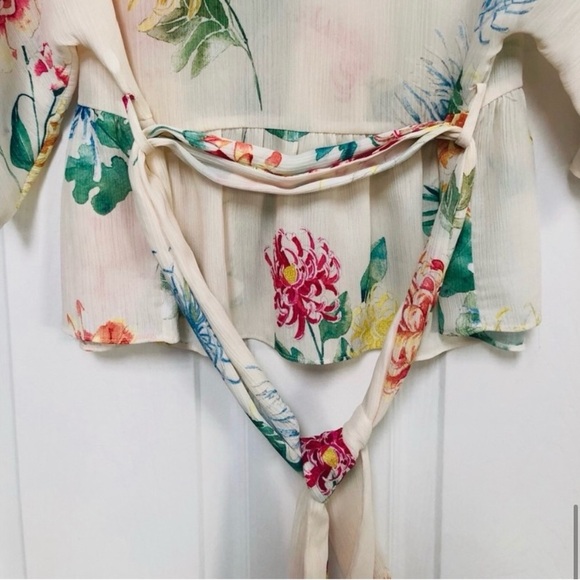 Zara floral blouse Size S with tie around waist - Picture 5 of 9